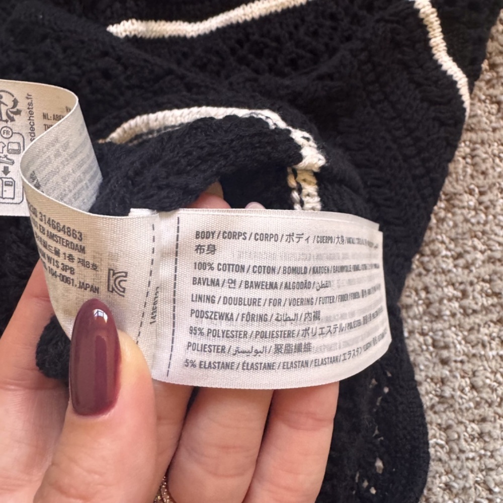 Abercrombie Mid Rise Crochet-Style Maxi Skirt in black / white - Picture 7 of 7
